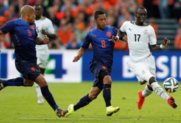 Thêm 1 ngôi sao của ĐT Hà Lan có nguy cơ lỡ hẹn World Cup 2014